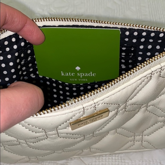 New With Tags Kate Spade Wristlet - Picture 3 of 3